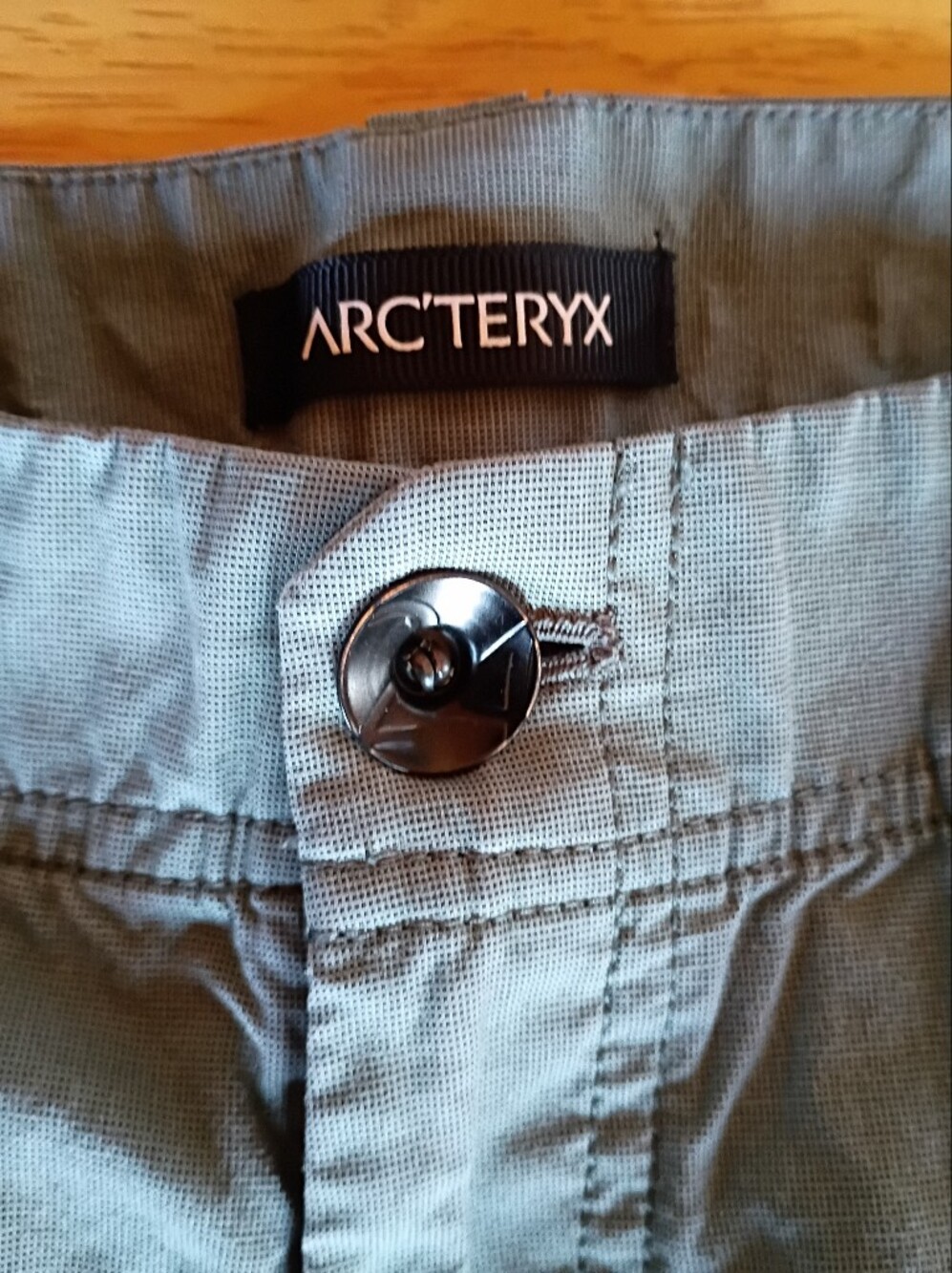 Arc'teryx Green Camden Shorts Cotton Blend Sz. 6 - Picture 6 of 9